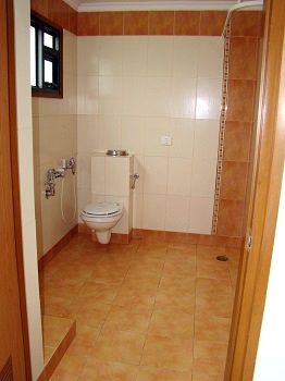 bathroom_for_patient