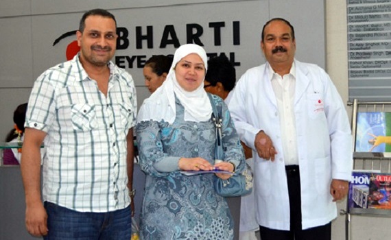dr-s-bharti-with-patient-1-delhi