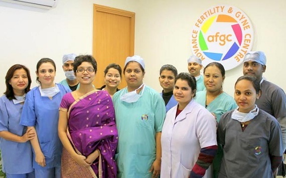 dr_kaberi_banerjee_with_her_team