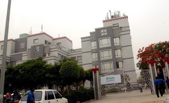 fortis-facade-vasant-kunj