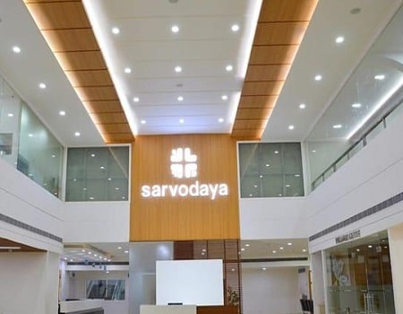 atrium-lobby-min